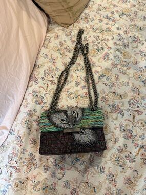 Kurt Geiger Multicolor Woven Fox Appliqué Shoulder Bag